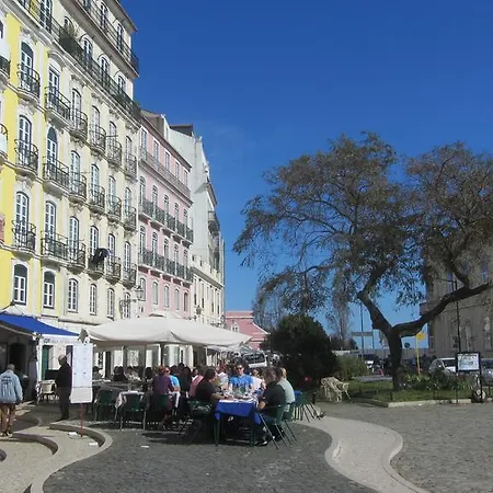 Апартаменти Janelas Para O Tejo